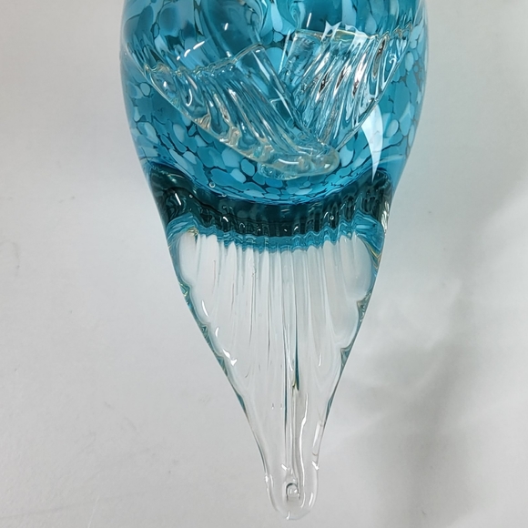 Hand-blown Glass Blue Bird Paperweight 🐦 - Picture 7 of 9